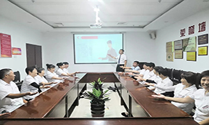 提升規(guī)范操作，增強服務理念——安徽分公司六安店開展提升保潔服務培訓 